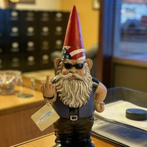 Meet your Posher, Chet